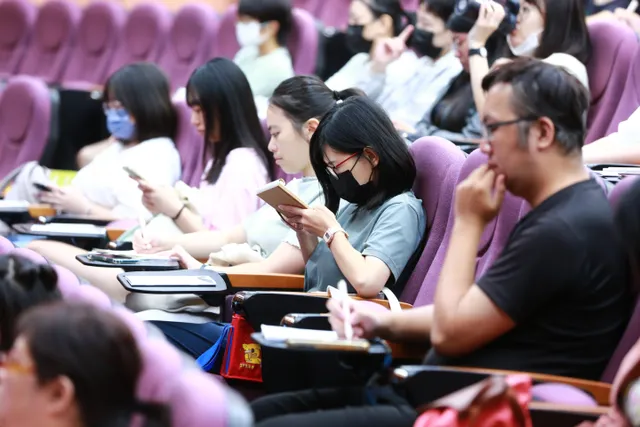 相關圖片 學員認真筆記