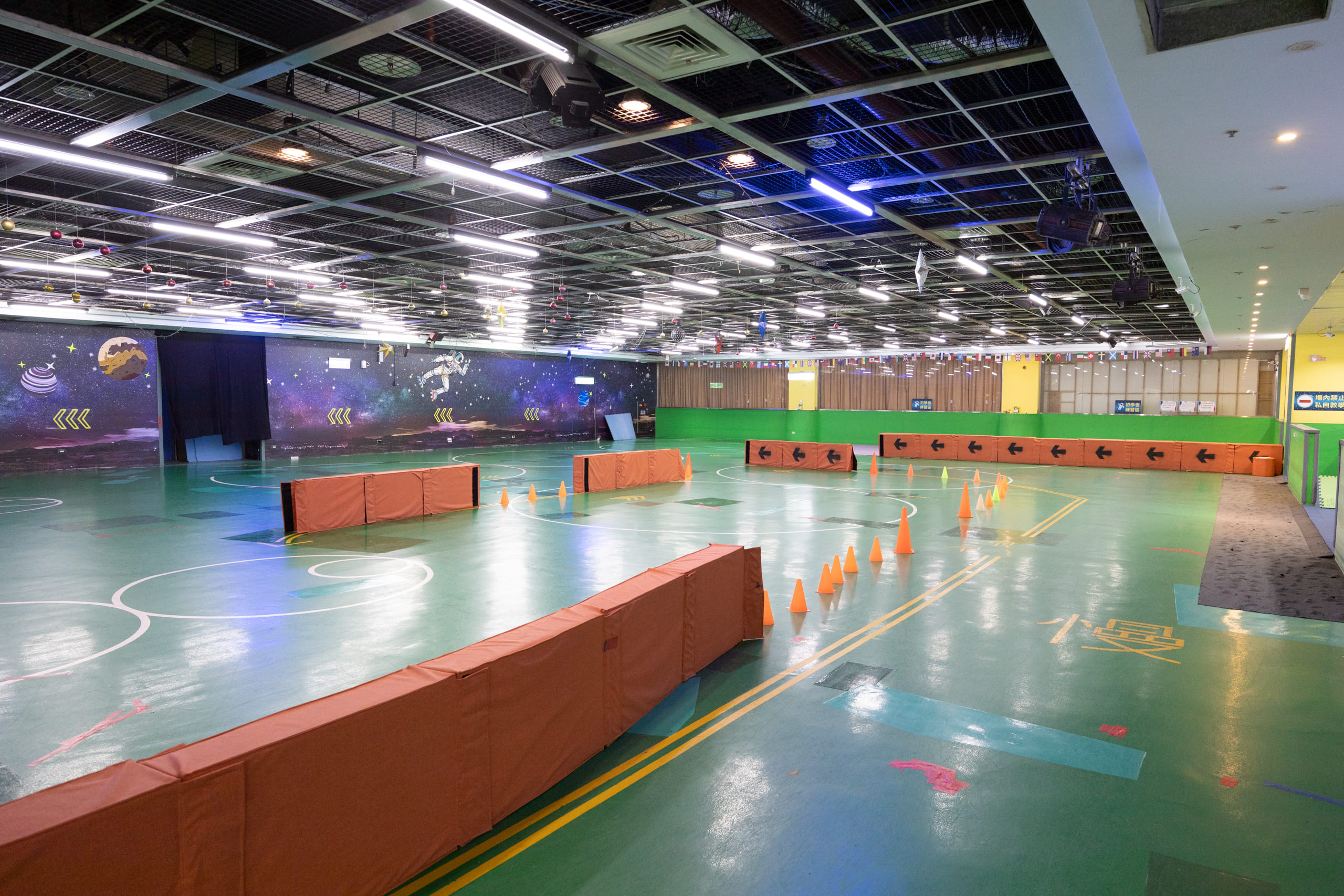 場域圖片 直排輪場-場地