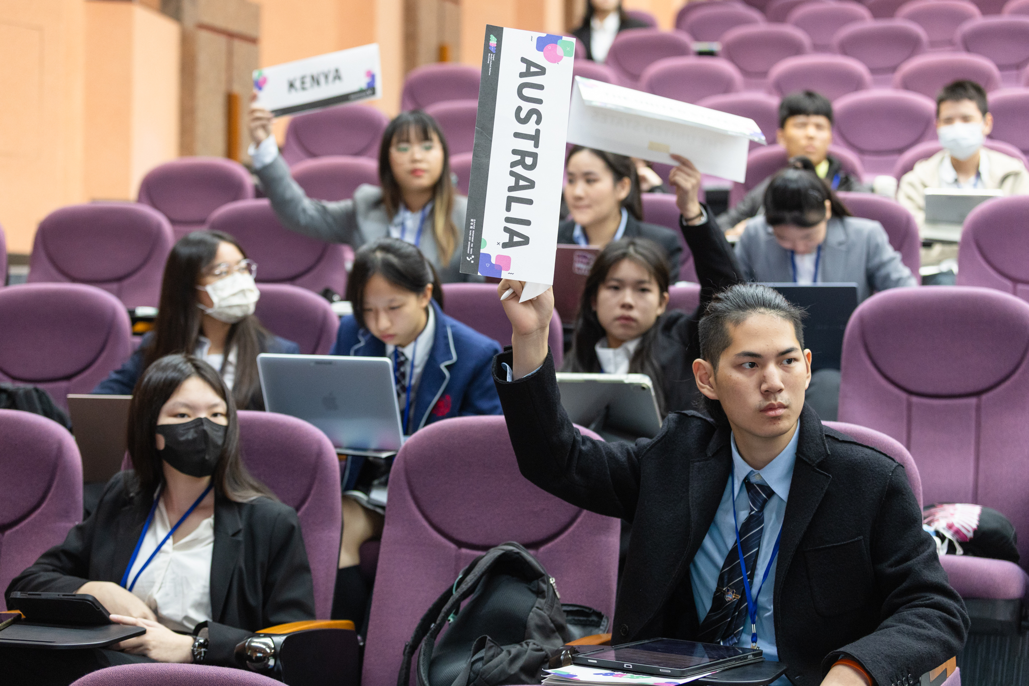 相關圖片 圖5：學員積極投入會議