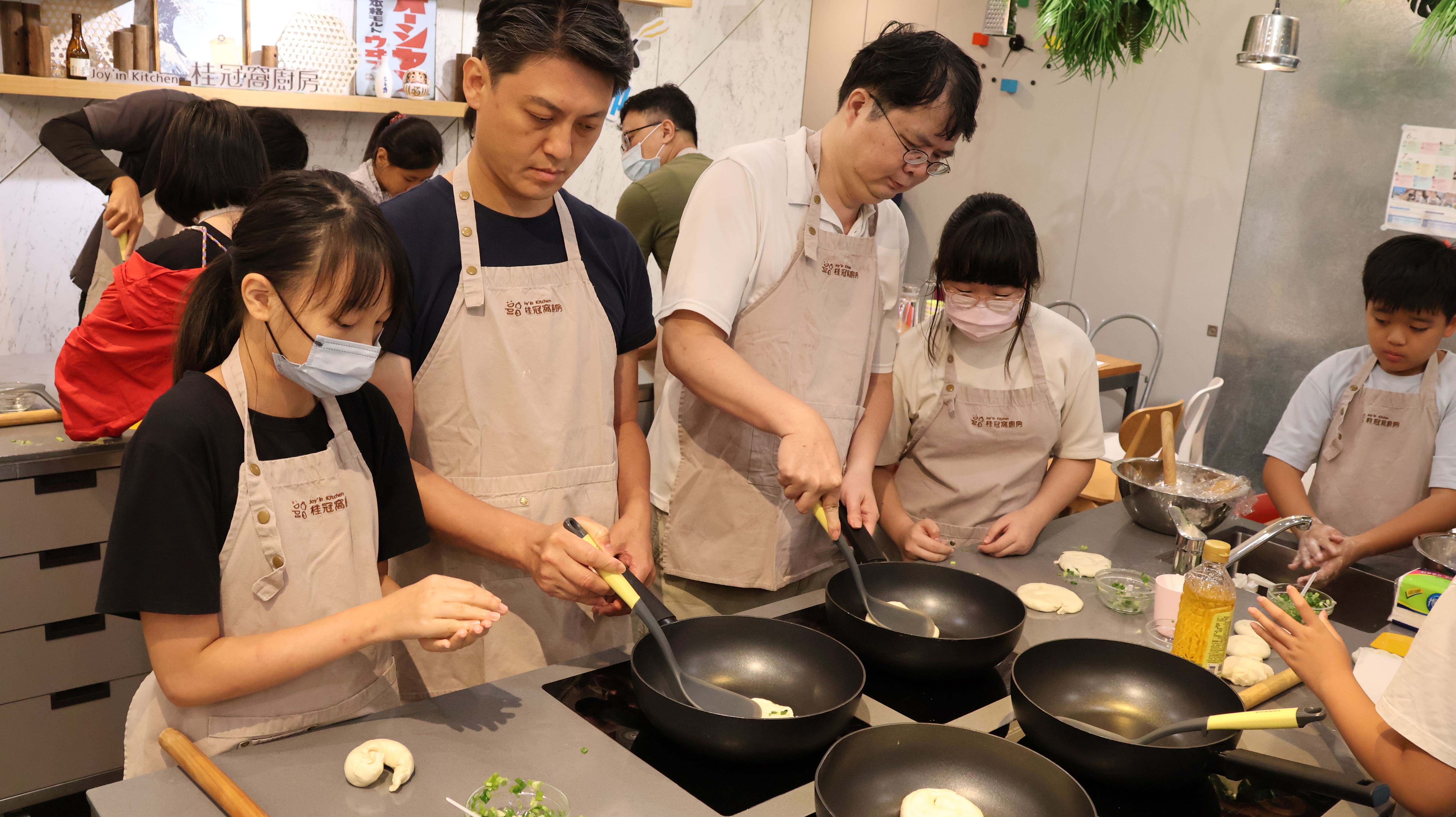 相關圖片 親子共煮