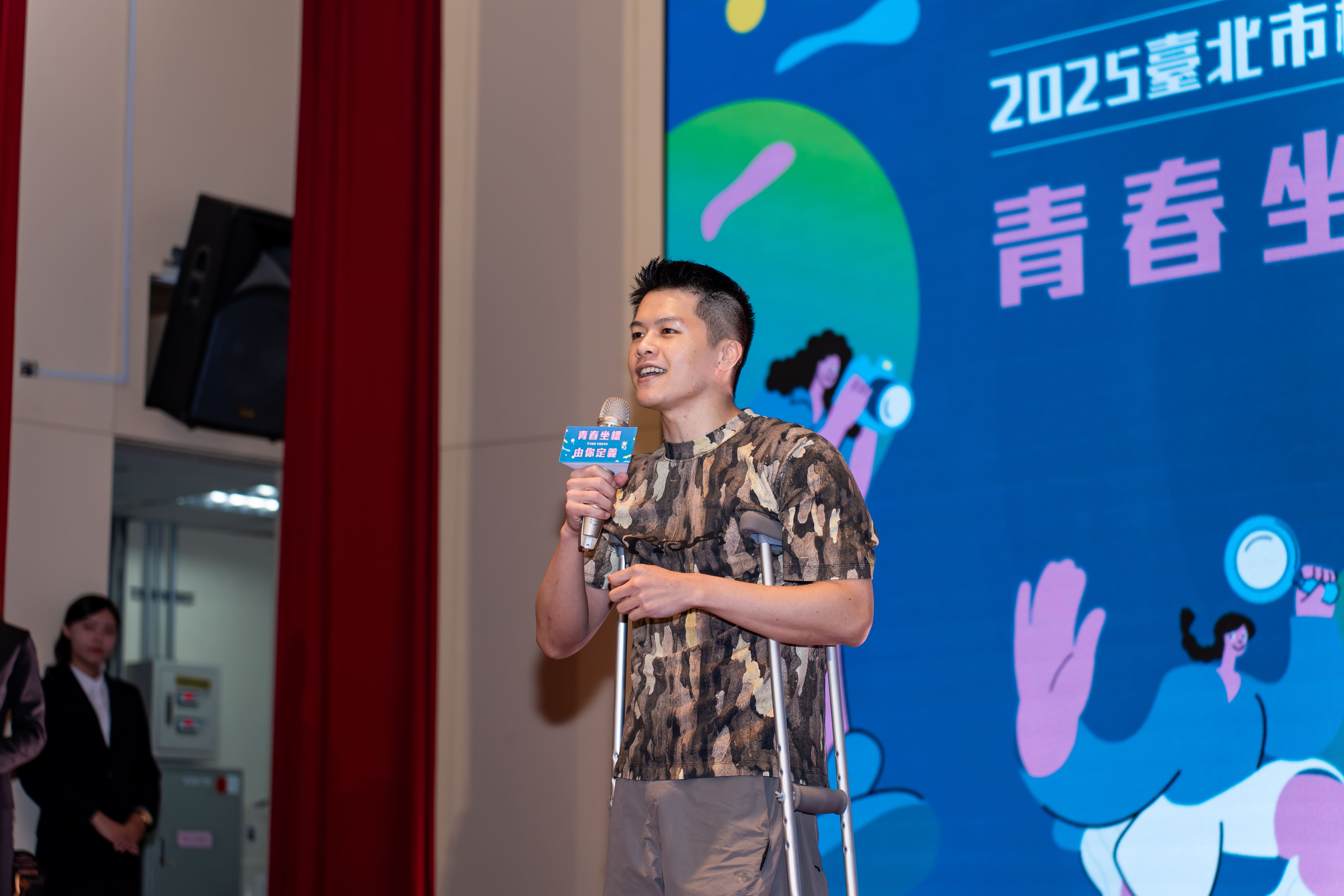 相關圖片 創意與舞技評審-異鄉人老師分享感言