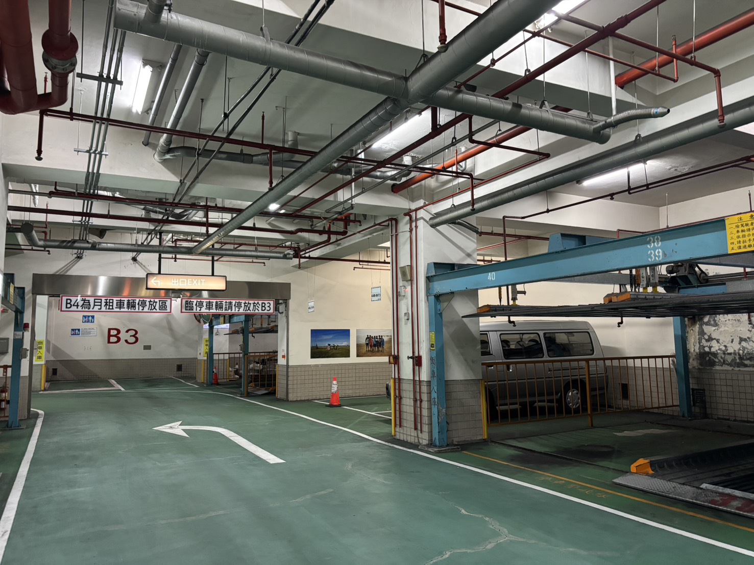 場域圖片 停車場內