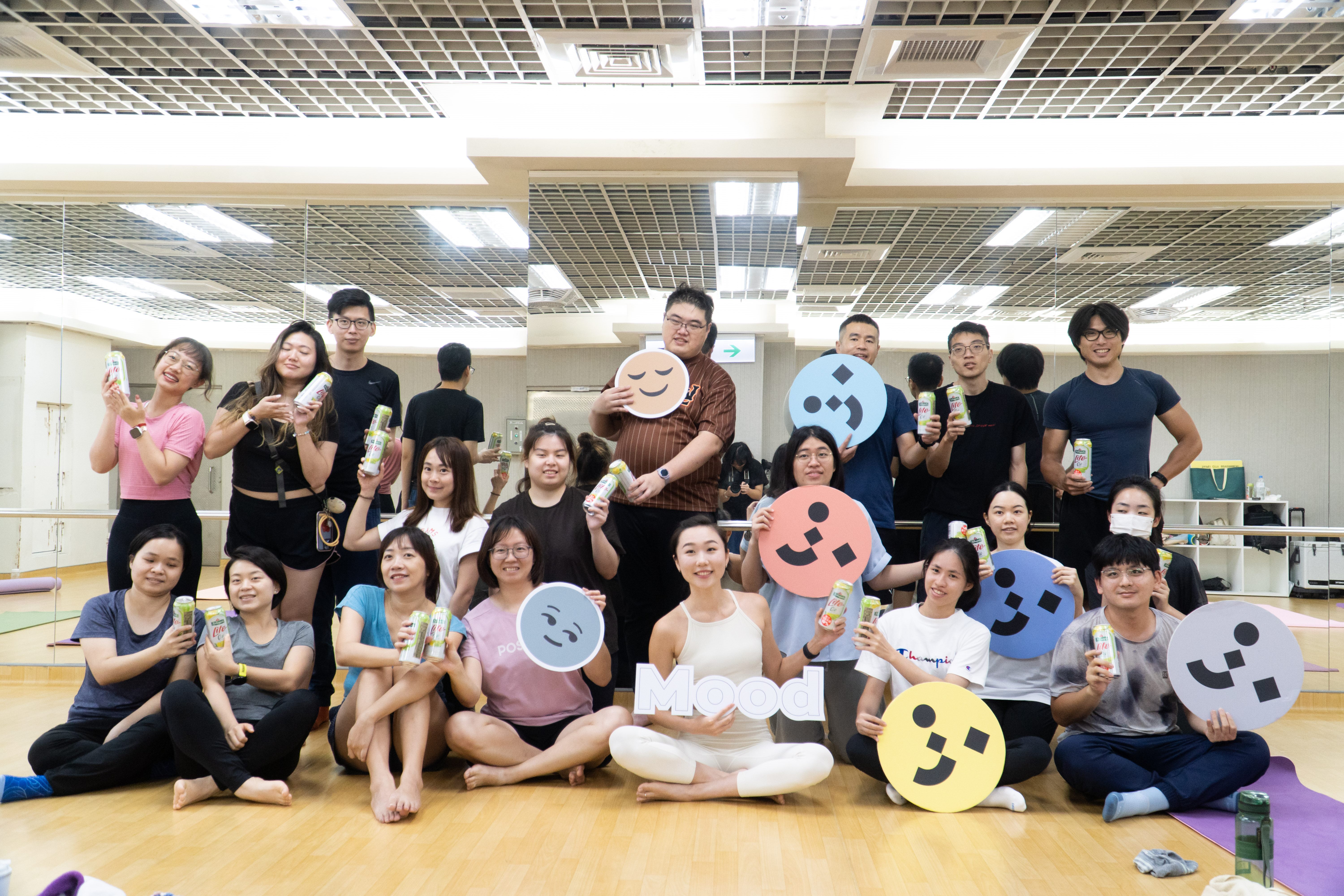 「心情啵啵啵 Mood Pop! Pop! Pop!」啤酒瑜伽來啦! 臺北市青年局陪你不喝酒也能超Chill！