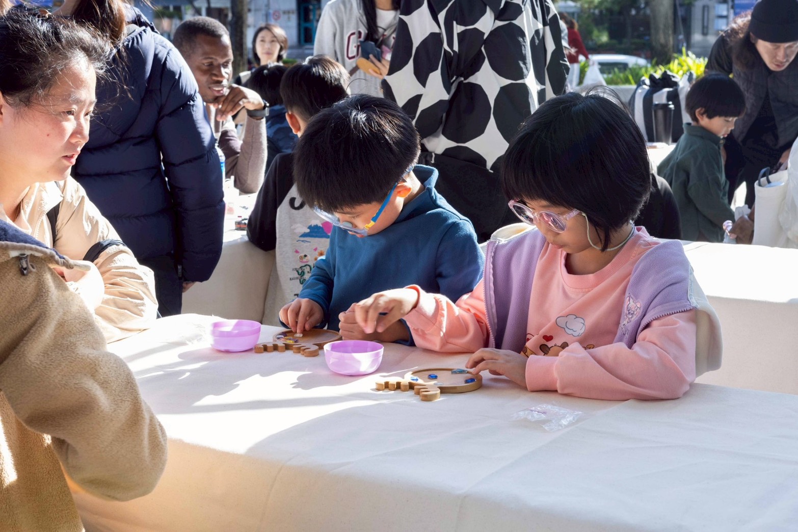 相關圖片 圖6-親子體驗歐洲馬賽克杯墊拼貼