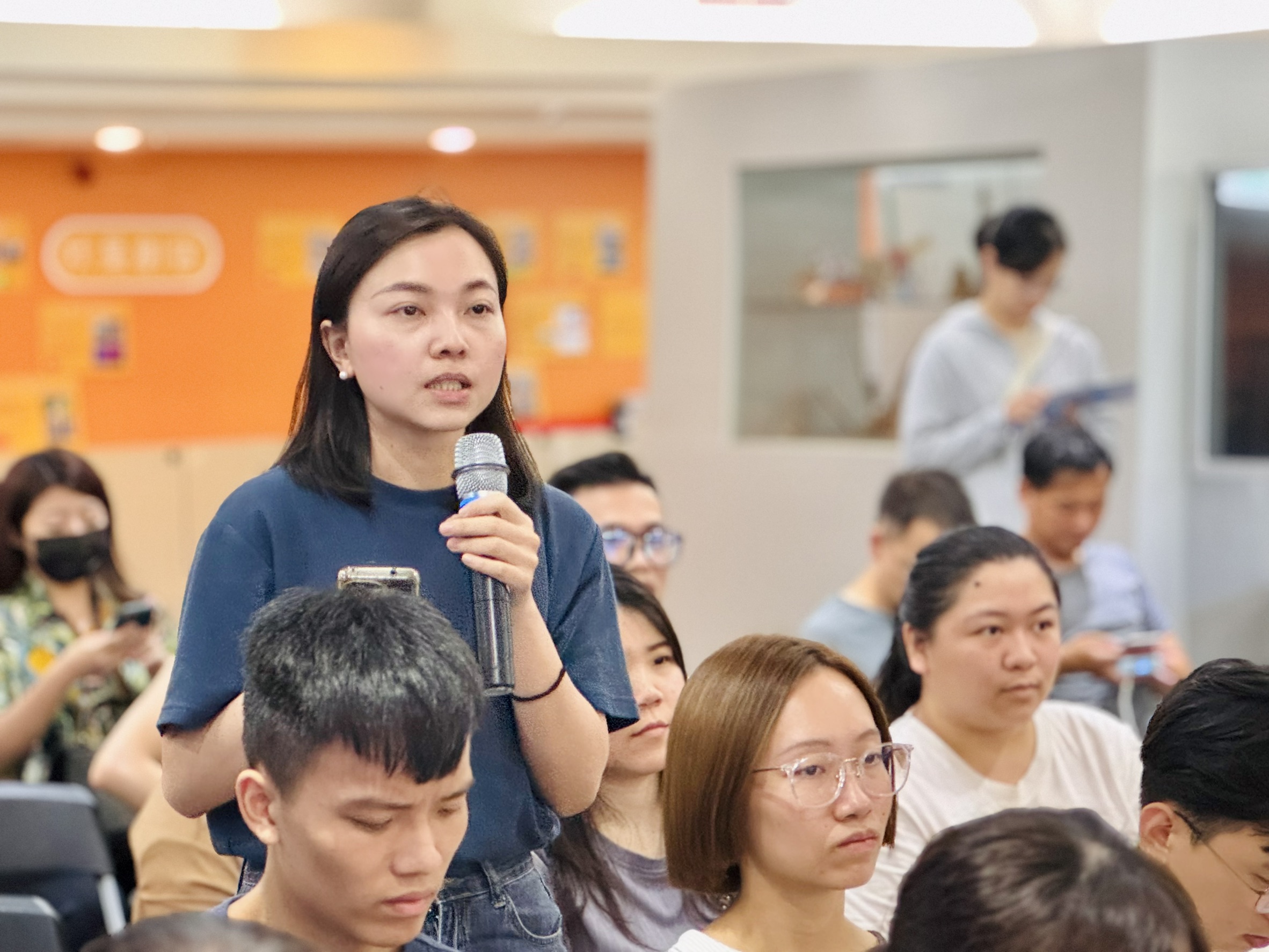 相關圖片 講座學員熱情提問