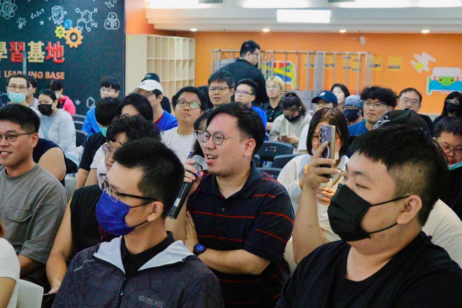 相關圖片 圖2：青年積極參與講座，職涯探索的第一步從臺北市青年局開始